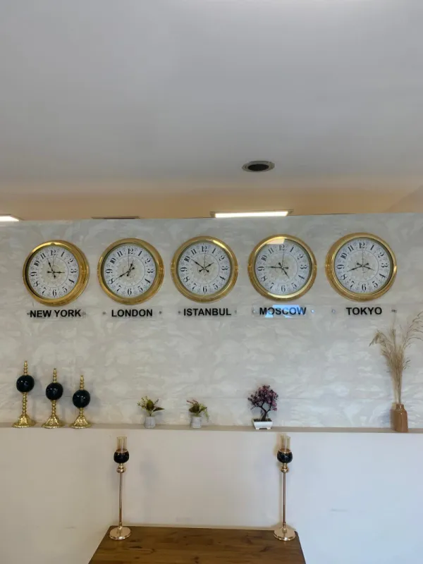40 cm Gold Metal Tabelalı Desenli Kadran Ülke Başkenti Dünya Duvar Saati