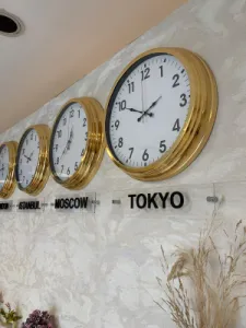 40 cm Gold Metal Tabelalı Rakamlı Ülke Başkenti Dünya Duvar Saati