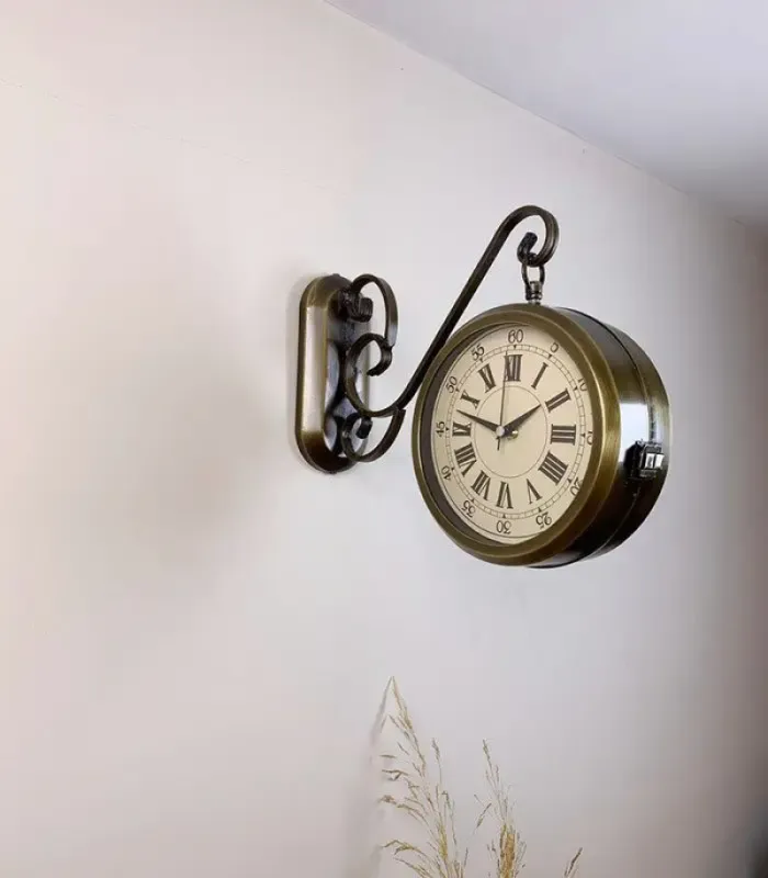 Çift Taraflı Eskitme İstasyon Duvar Saati - 36x25 cm