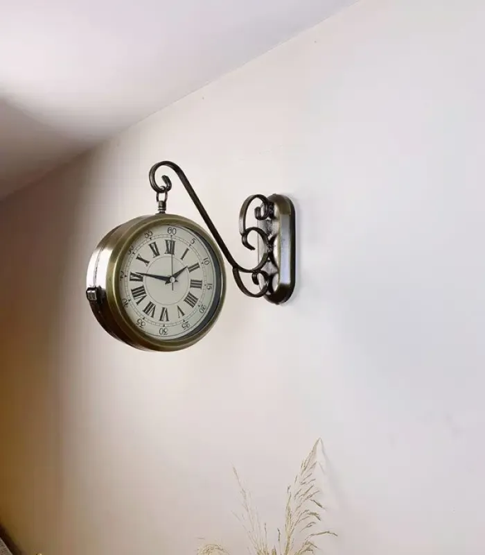 Çift Taraflı Eskitme İstasyon Duvar Saati - 36x25 cm