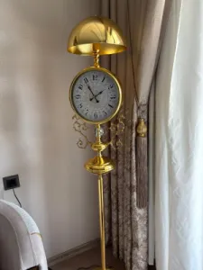 163 cm Gold Lambaderli Ayaklı Saat — Kristal Küre Detaylı